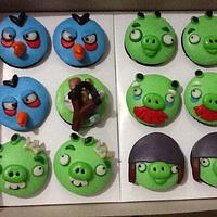 Angry Bird Inspired Cake and cupcakes