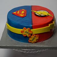 Supergirl & Flash - 2in1 Cake