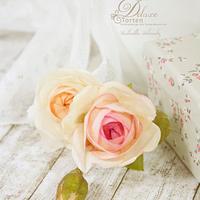 Wafer paper garden roses