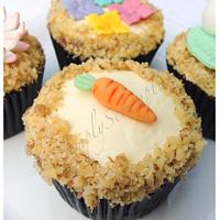 Easter Carrot Cake Cupcakes