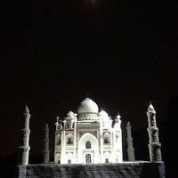 “A jewel of Muslim art in India” - A Taj Mahal inspired cake !