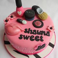Sweet 16 make up theme cake