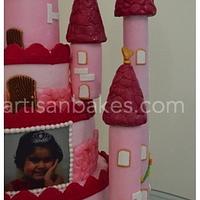 Castle cake with Princess Carriage