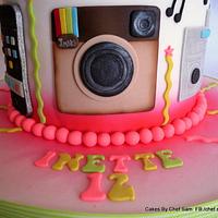 Special Cake for a Hip-hop-dancing-phone-and-Instagram-loving twelve year old girl!