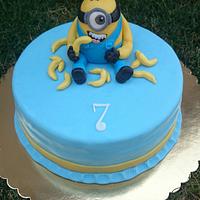 Minion cake