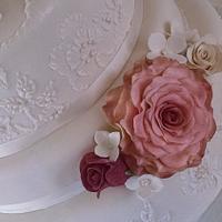 Brushed Embroidery Wedding Cake