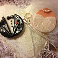 Bride and Groom cupcake toppers