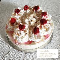Coconut cheesecake & raspberry