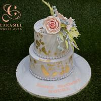 Marbled Gold touched Cake