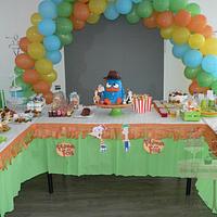 Phineas and Ferb cake - party