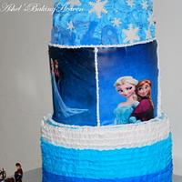 A beautiful Frozen cake!!!