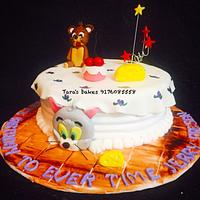 Tom and Jerry themed cake.