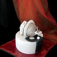 Pearl dragon cake