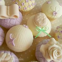 Ivory/Lilac Vintage Cupcakes