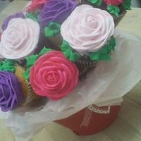 Valentines Day Cupcake Bouquets 