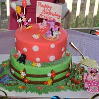 minnie mouse-zoo cake