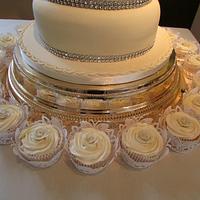 Diamonds and Roses Wedding Cake.