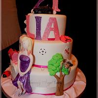 Lia's personalised cake
