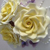 Vintage yellow rose cake
