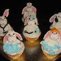 Calling All RABBITS..... Bunny Alert... Easter Cupcakes on The Way!!!!