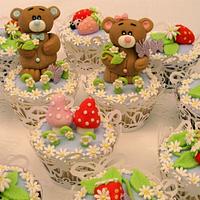  Teddies, toadstools and strawberry cupcakes