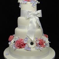 Hannah - Wedding Cake