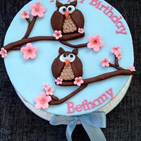 Owl Blossom Cake