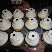 Black & White Cupcakes