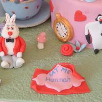 Mad Hatters' teaparty cake & cupcakes