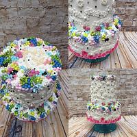 Coral pearl beaded cake