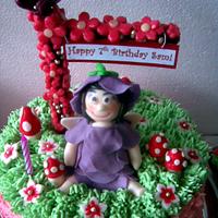 Flower-fairy themed cake and cupcakes