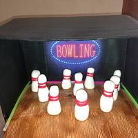 Ten Pin Bowling Cake 