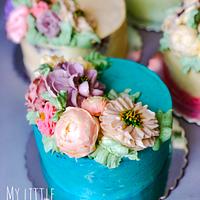 Buttercream flower cakes