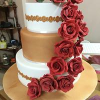 Red Rose Cascade Wedding Cake