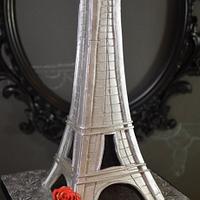 Romantic Eiffel Tower Valentine's Cake
