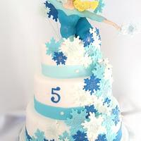 Elsa of Frozen cake
