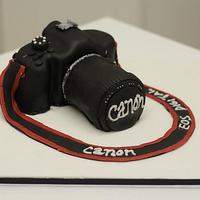 Canon Camera Cake!