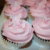 Simple pink butterfly cupcakes