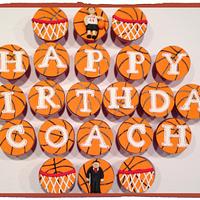 Basketball cupcakes