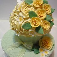 Yellow Roses Giant Cupcake