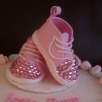 Suitcase cake cake by Suzanne CakesDecor Suitcase cake cake by Suzanne CakesDecor