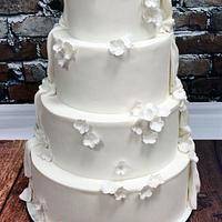 Emma and Fran - Superheroes Vs Classic Wedding Cake