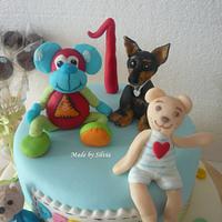 Baby toys cake