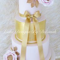 Pink & Gold wedding cake