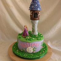 Tangled tower and cupcakes