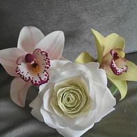 Simply Sugar - Orchids and a Rose