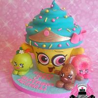Cupcake Queen Shopkins Cake