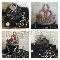 Birthday cake with pearls and crown