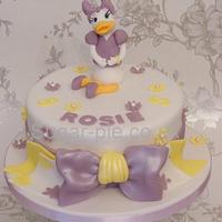 Daisy Duck Cake