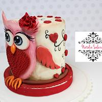 Vintage owl cake